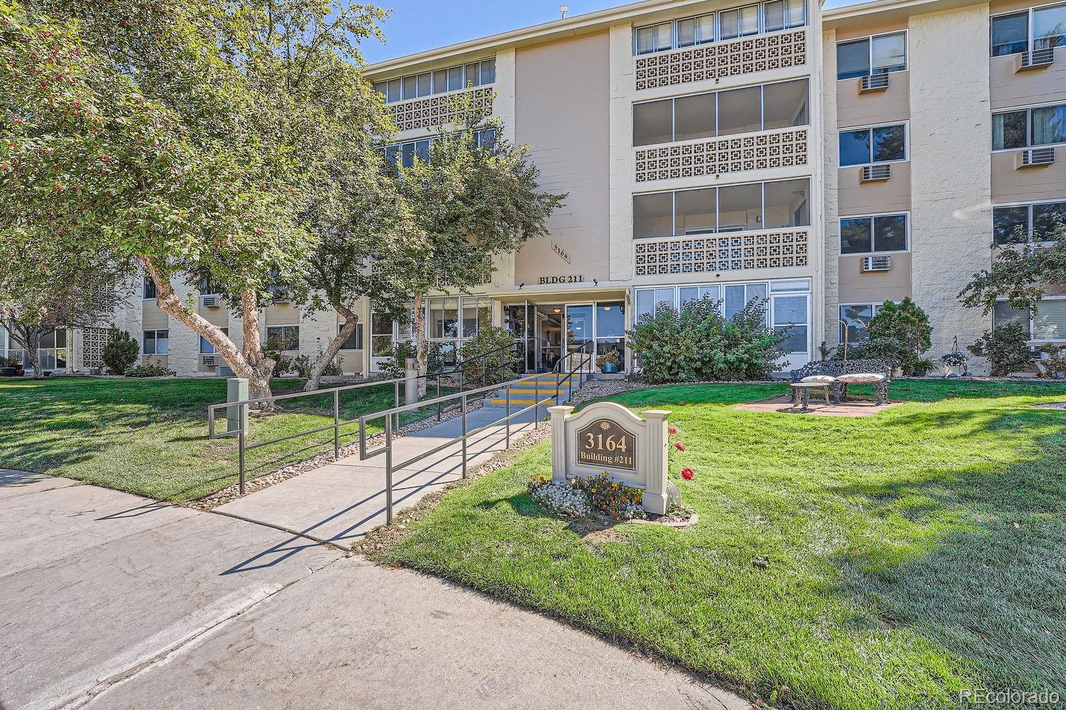 3164 S Wheeling Way Unit: 104