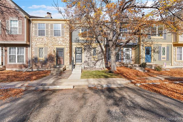 2545 E Nichols Circle