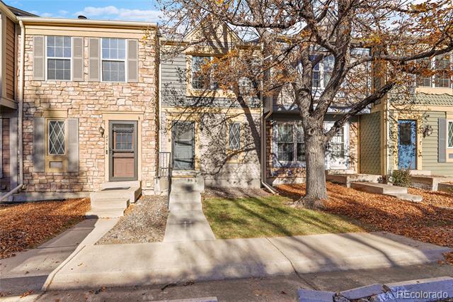 2545 E Nichols Circle