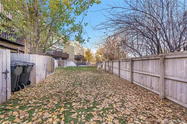2545 E Nichols Circle