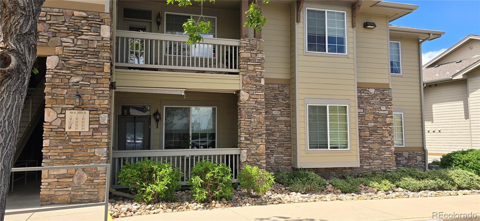 10321 W Girton Drive Unit: 104