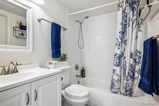 13884 E Lehigh Avenue Unit: F