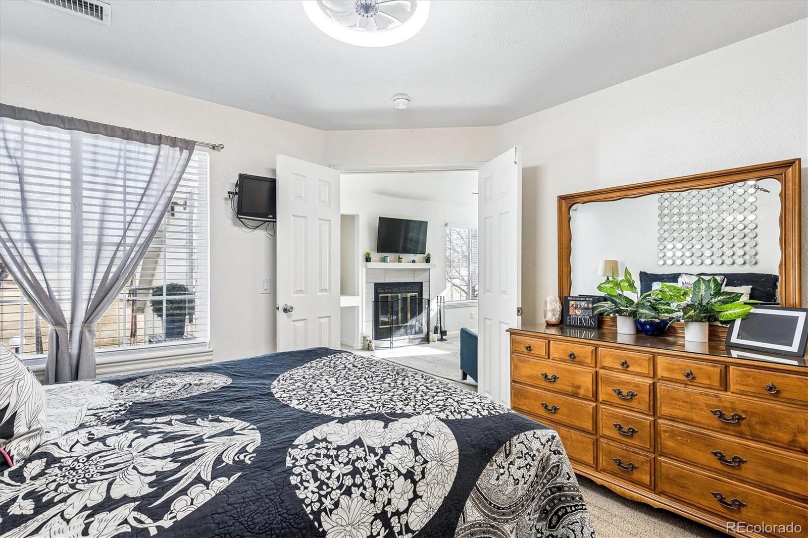 13884 E Lehigh Avenue Unit: F