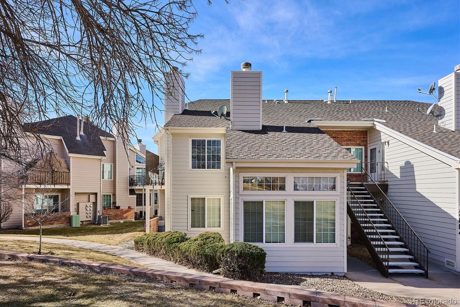 13884 E Lehigh Avenue Unit: F