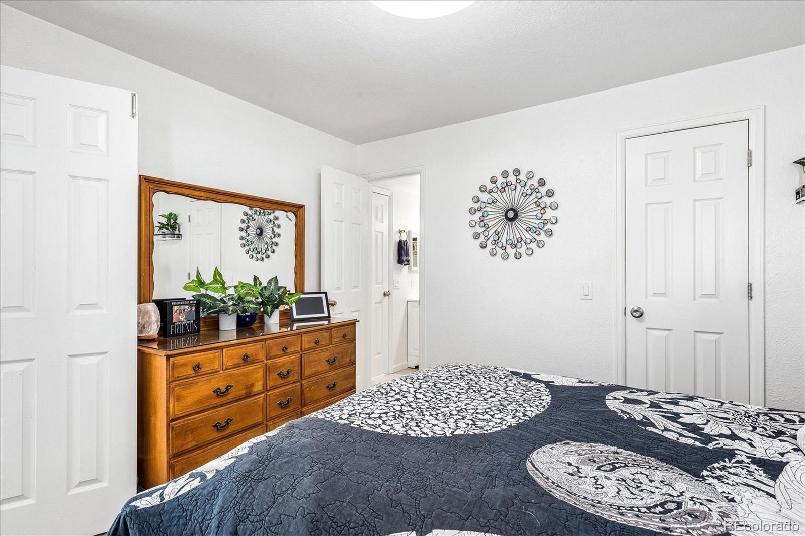 13884 E Lehigh Avenue Unit: F