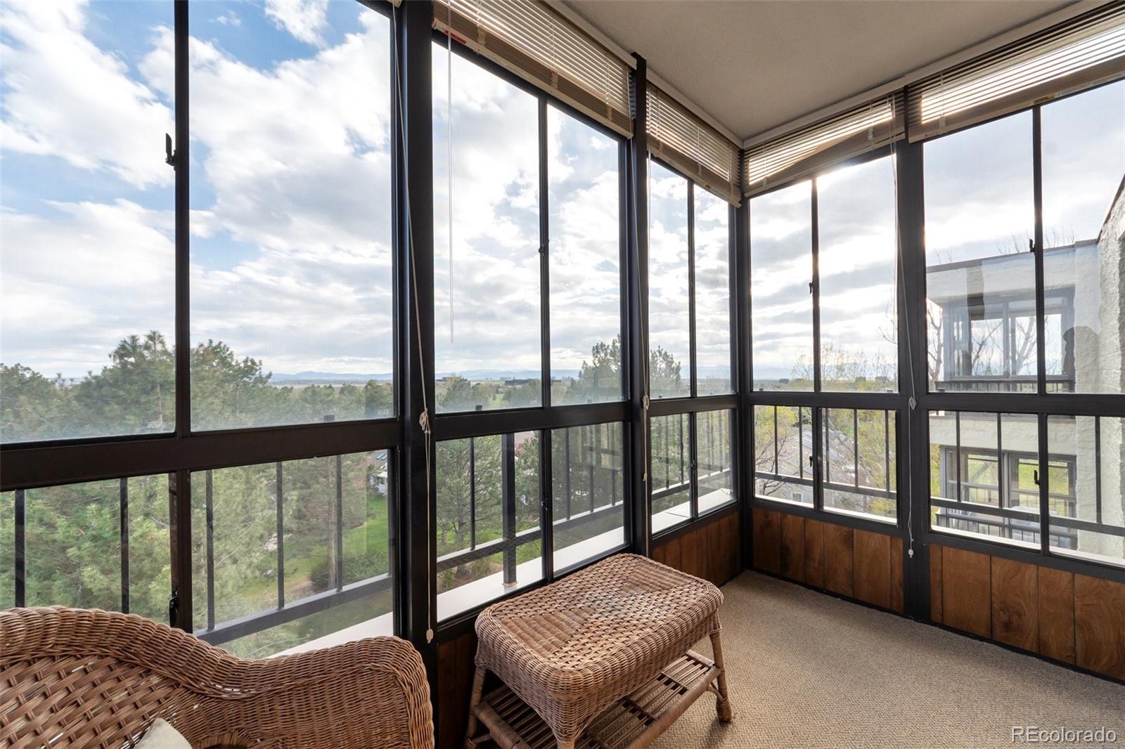 13901 E Marina Drive Unit: 606