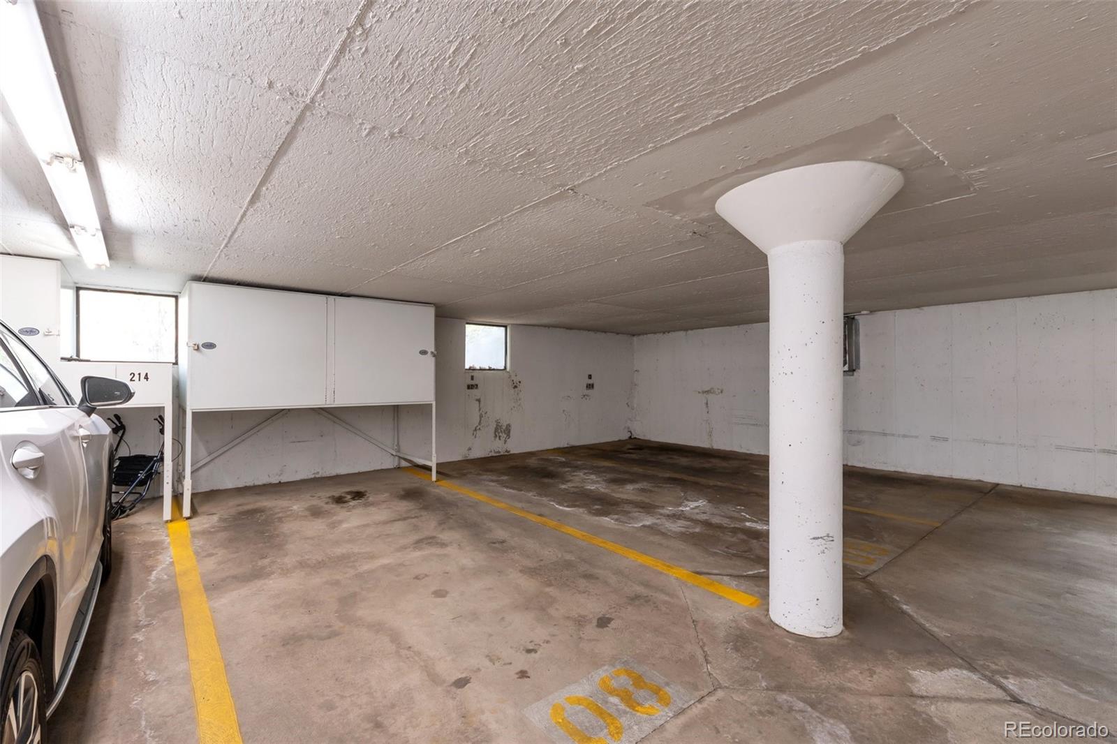 13901 E Marina Drive Unit: 606