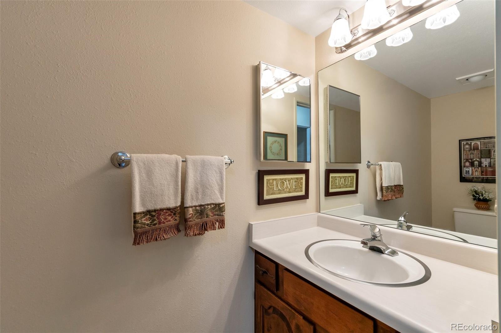13901 E Marina Drive Unit: 606