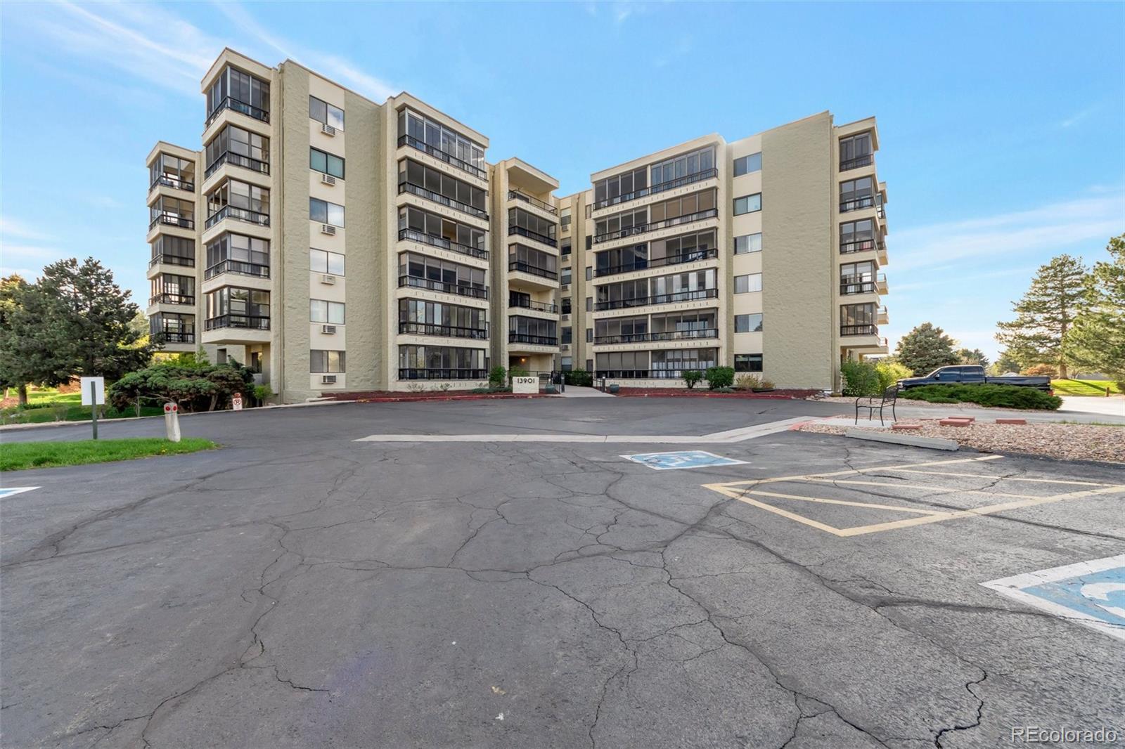 13901 E Marina Drive Unit: 606