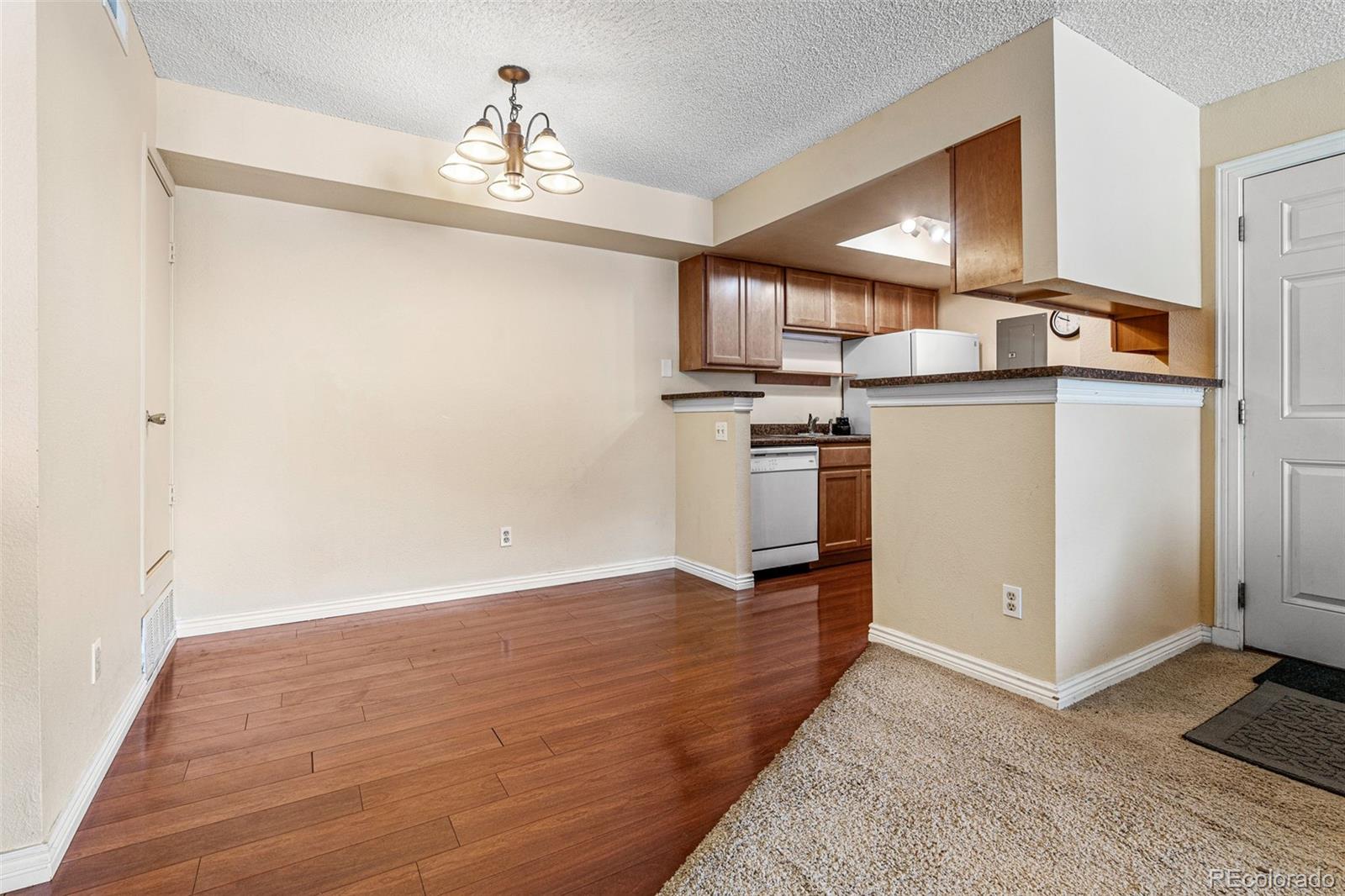 14403 E Jewell Avenue Unit: 102