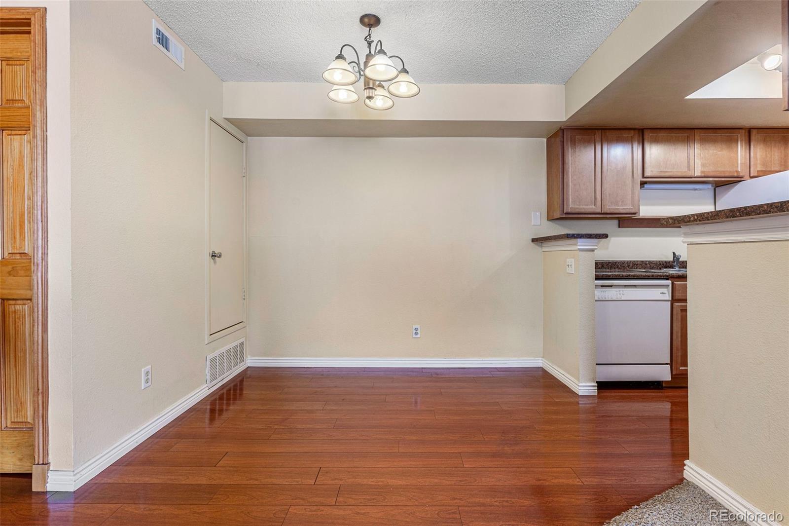 14403 E Jewell Avenue Unit: 102