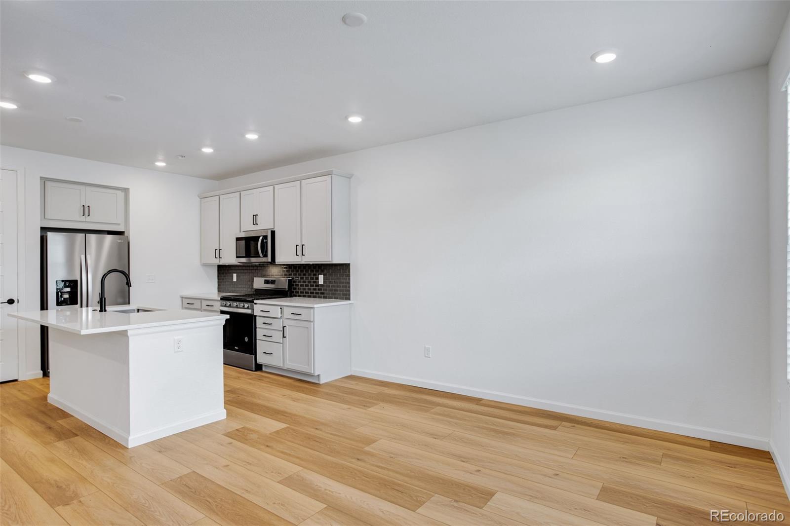 1765 Mount Meeker Avenue