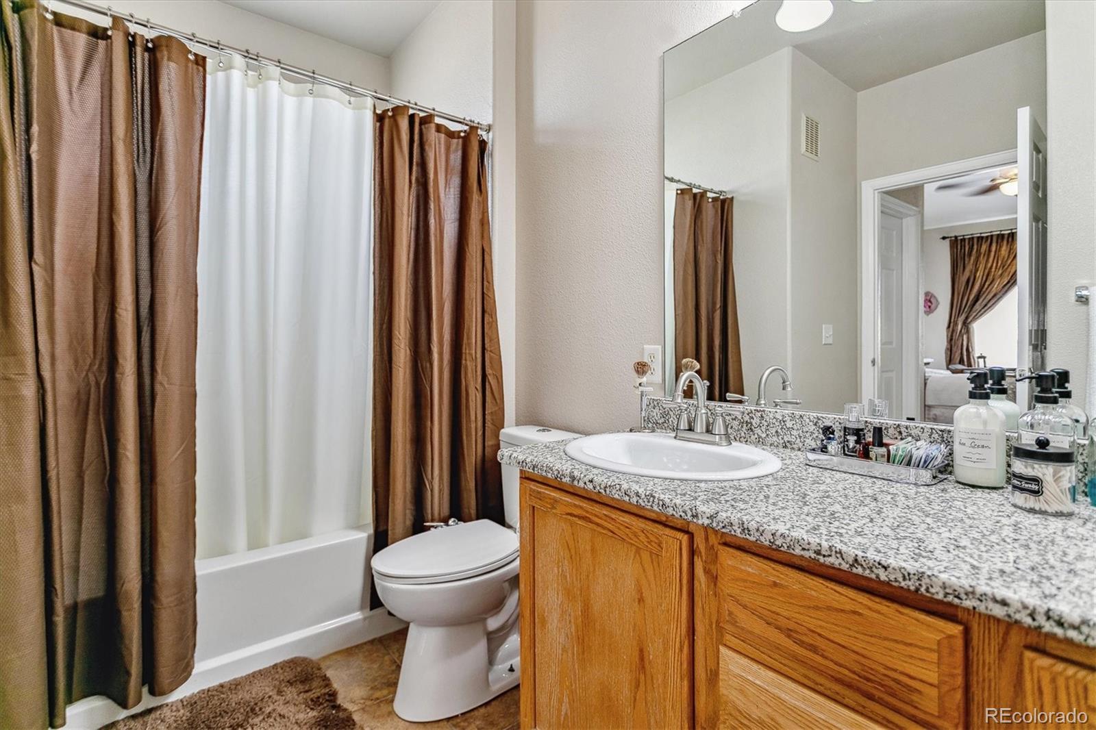 1560 Olympia Circle Unit: 301