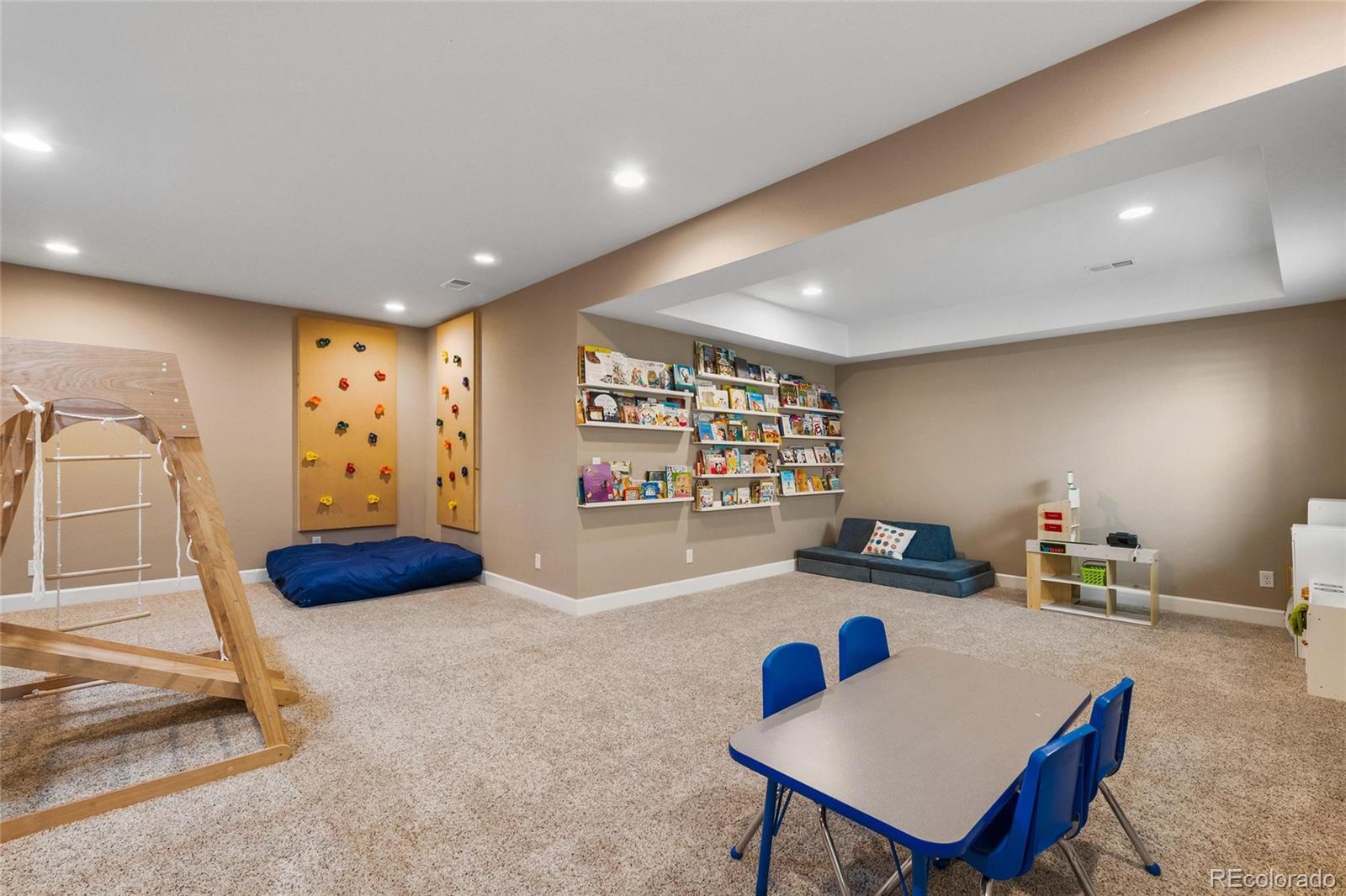 9864 Eagle River Street