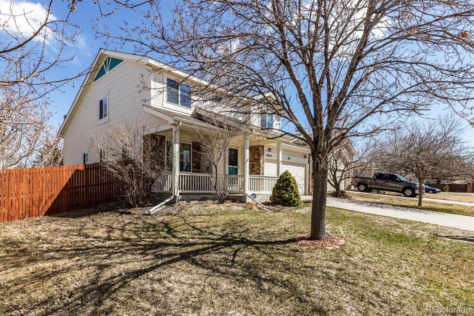 19614 E Caspian Circle