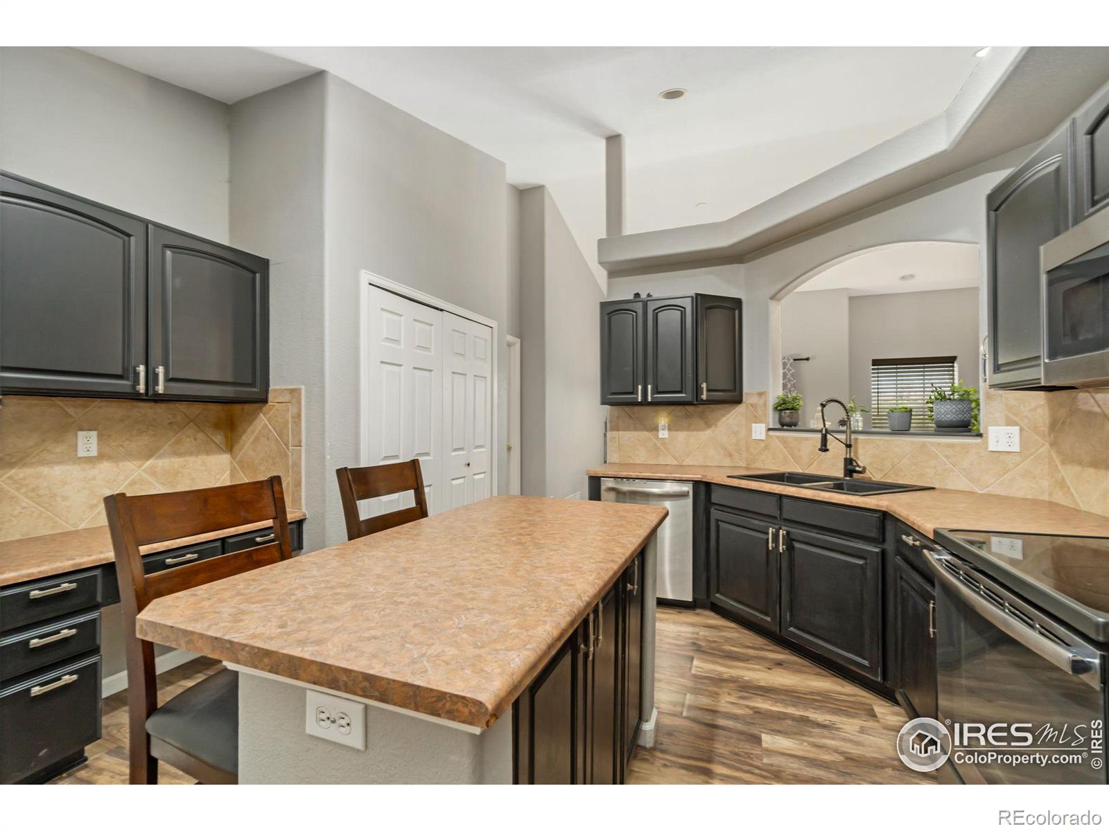 22931 E Roxbury Drive Unit: C