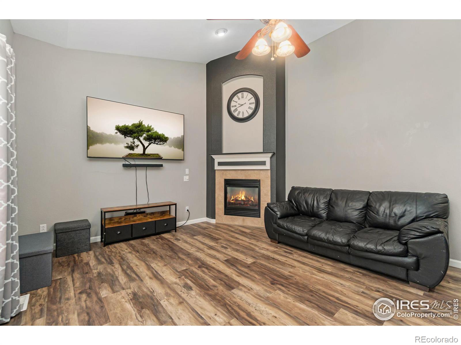 22931 E Roxbury Drive Unit: C
