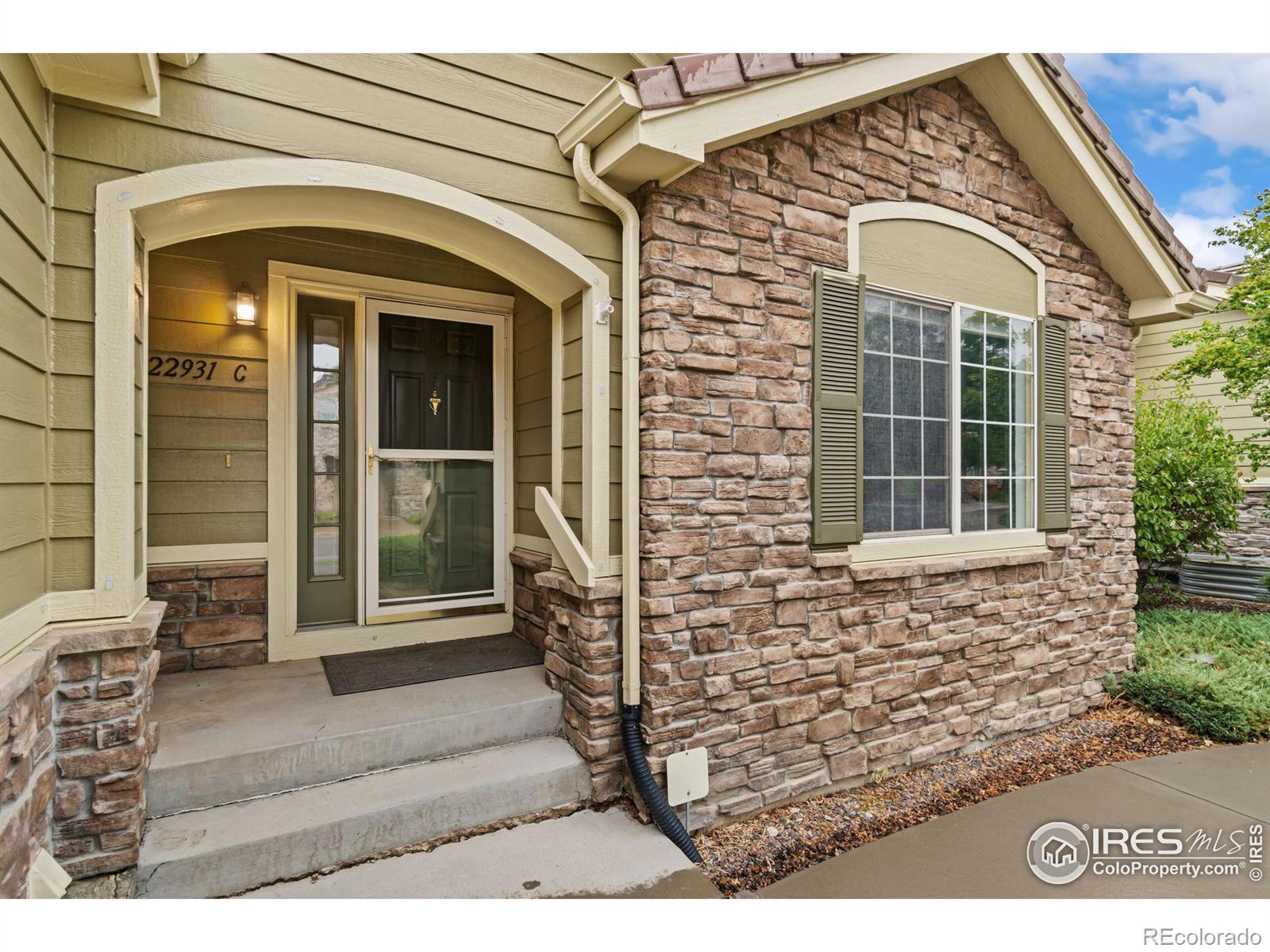 22931 E Roxbury Drive Unit: C