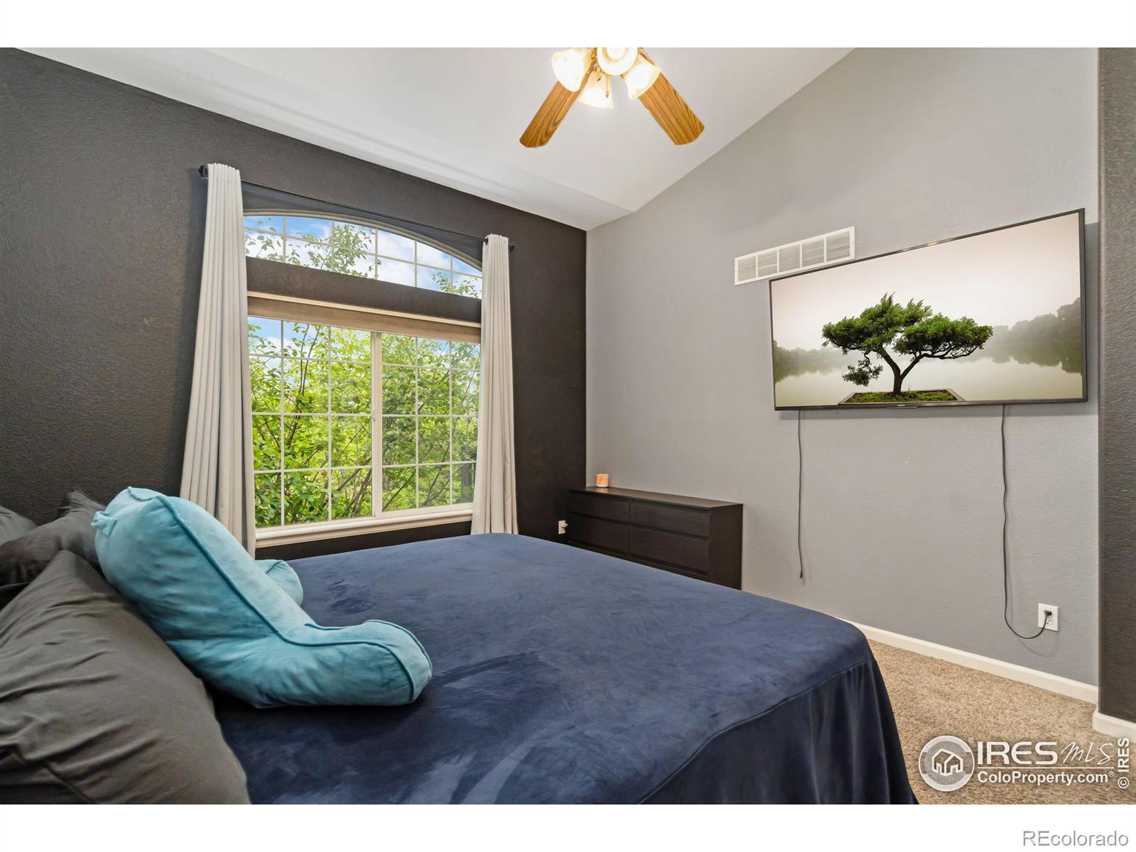 22931 E Roxbury Drive Unit: C