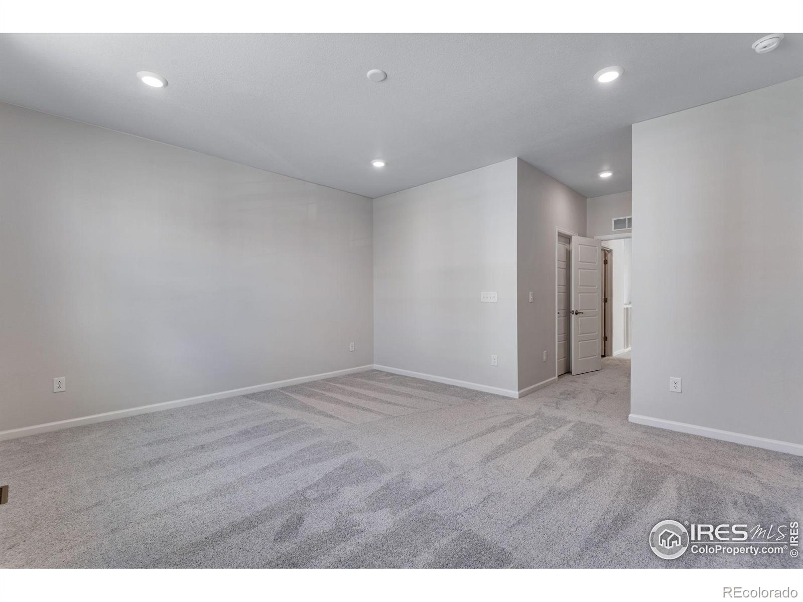 1427 Great Western Drive