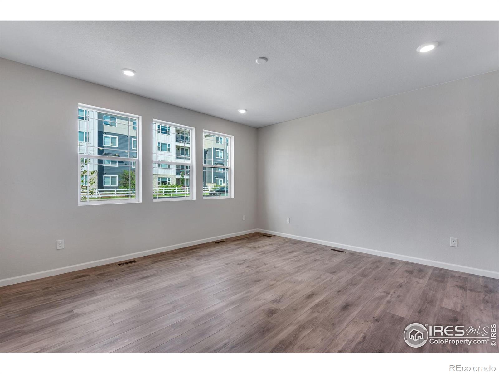 1427 Great Western Drive