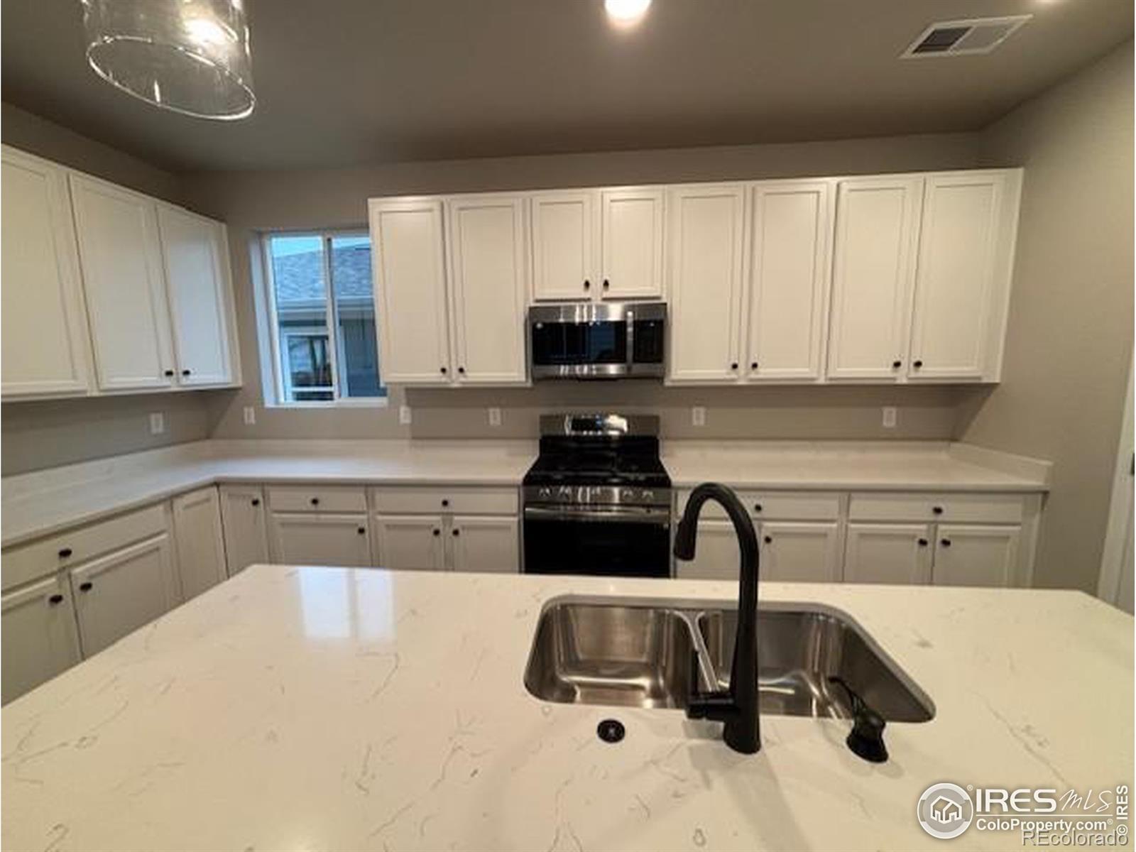 2778 Optimista Place