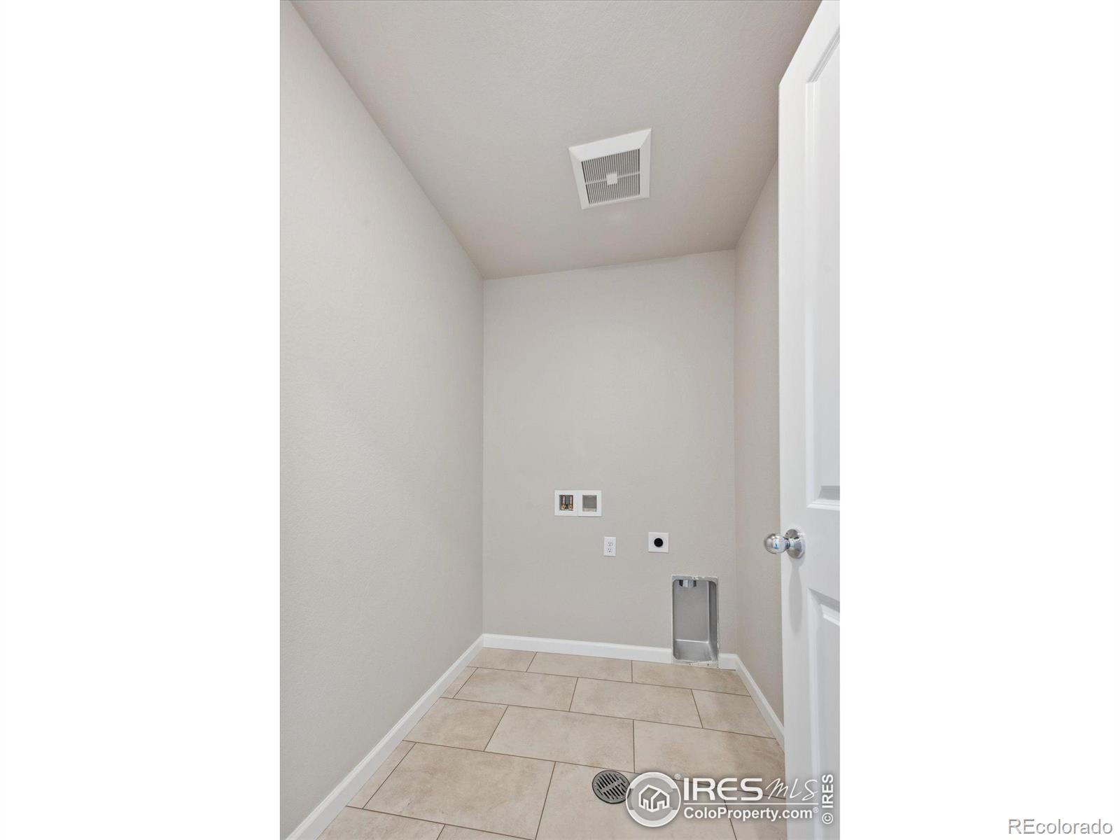 226 Shoveler Way