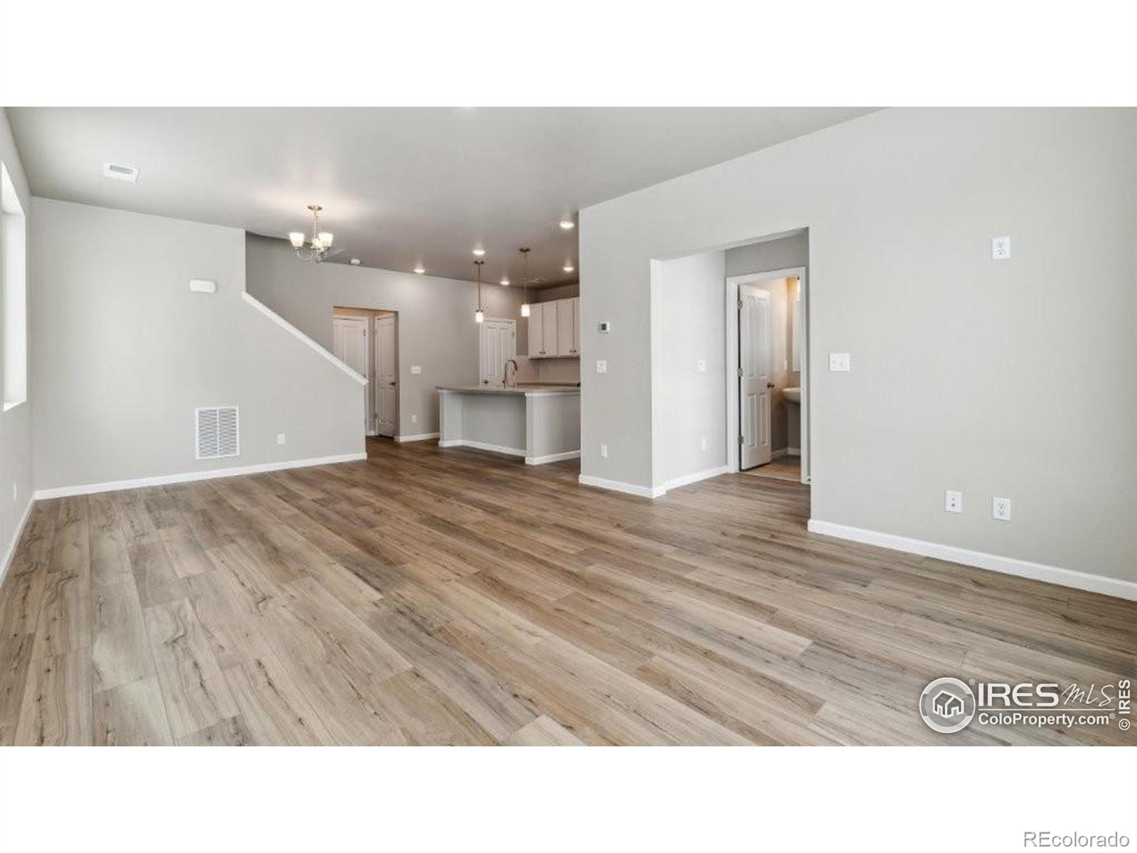2787 Optimista Place