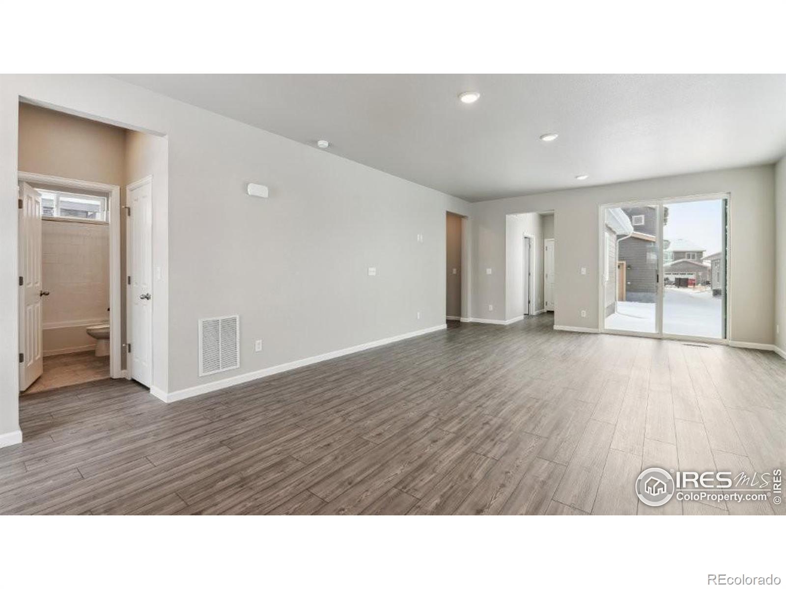 2779 Optimista Place