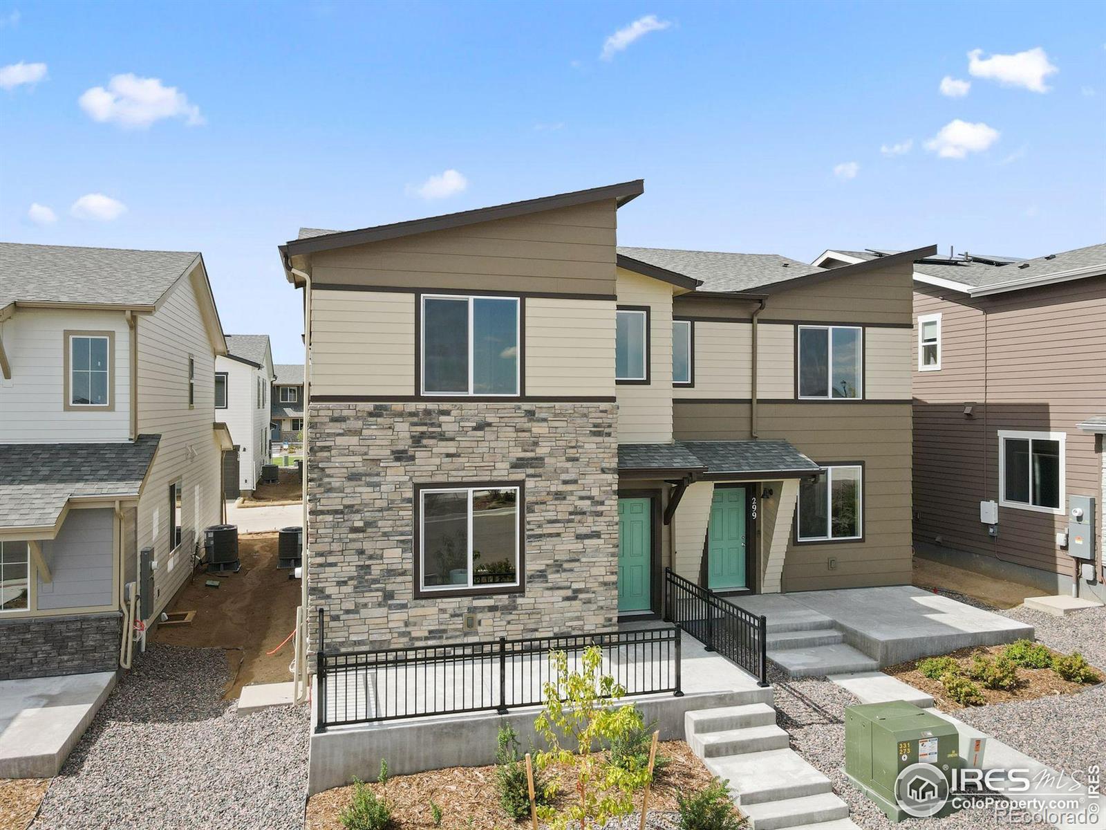 305 Shoveler Way