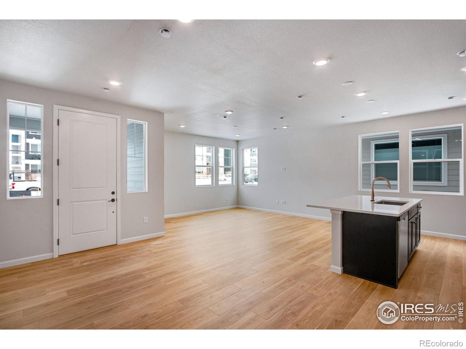 1423 Great Western Drive