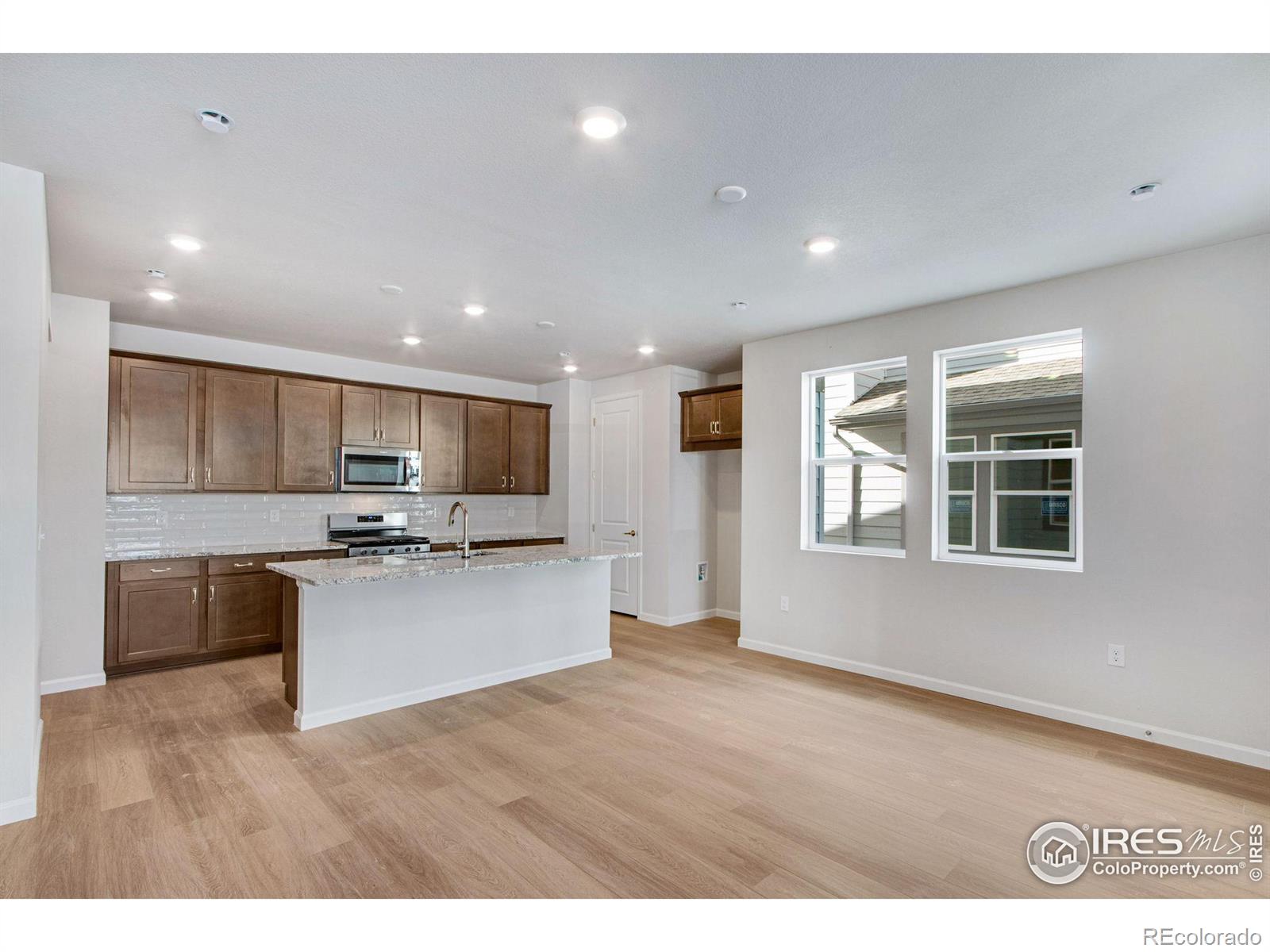 1419 Great Western Drive