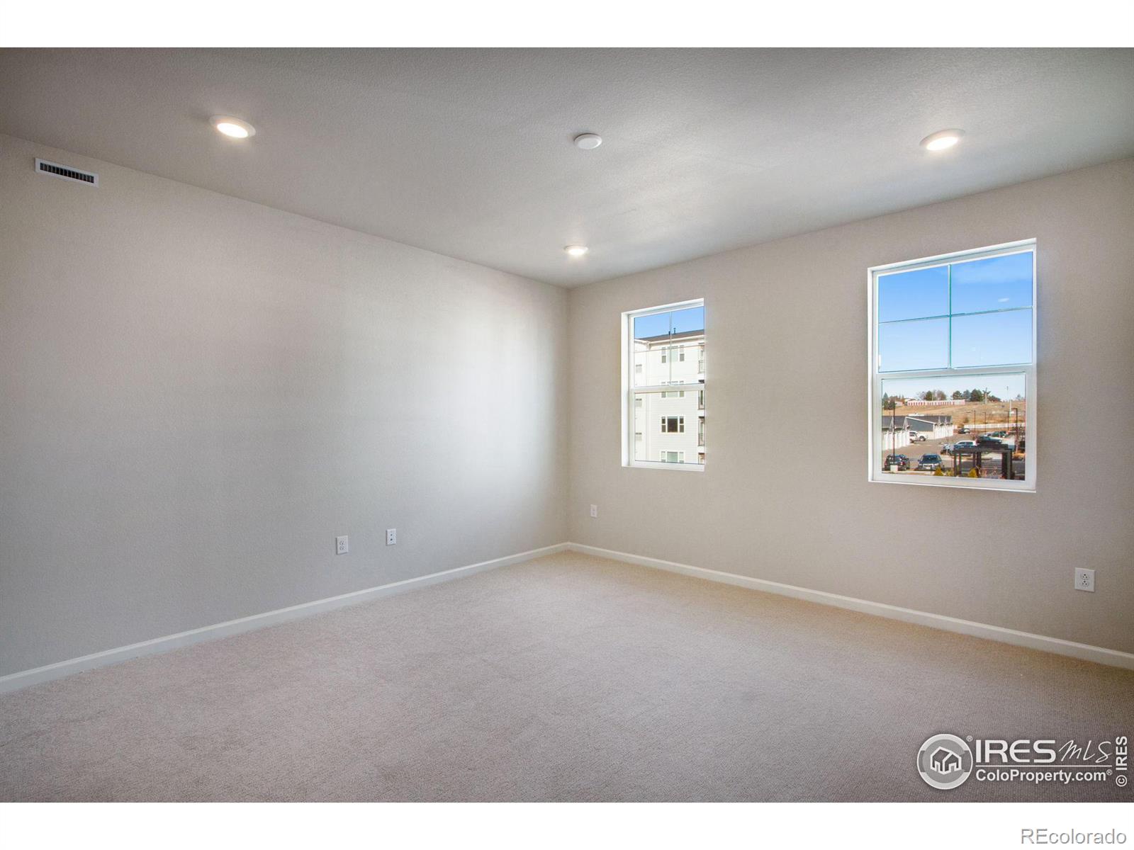 1419 Great Western Drive
