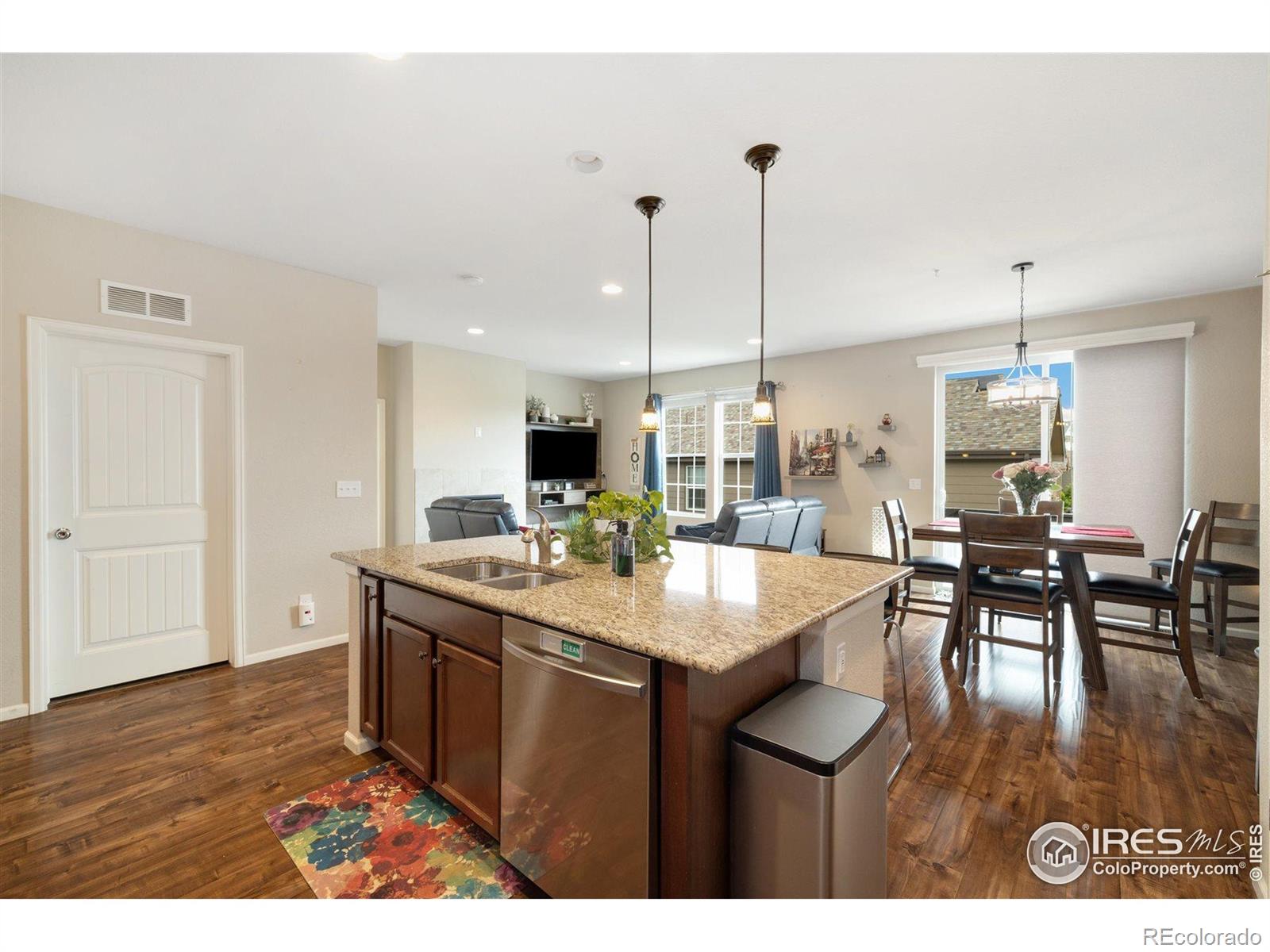 4822 Wildflower Place