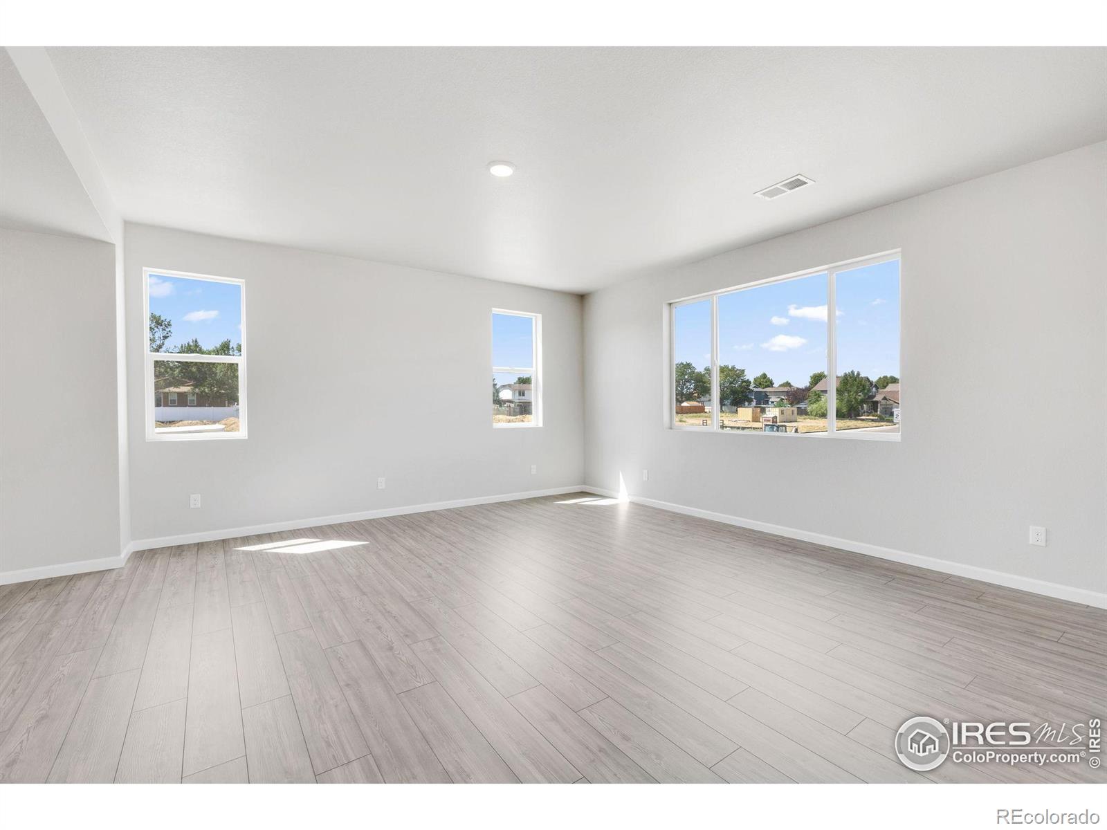 1759 Jennifer Street