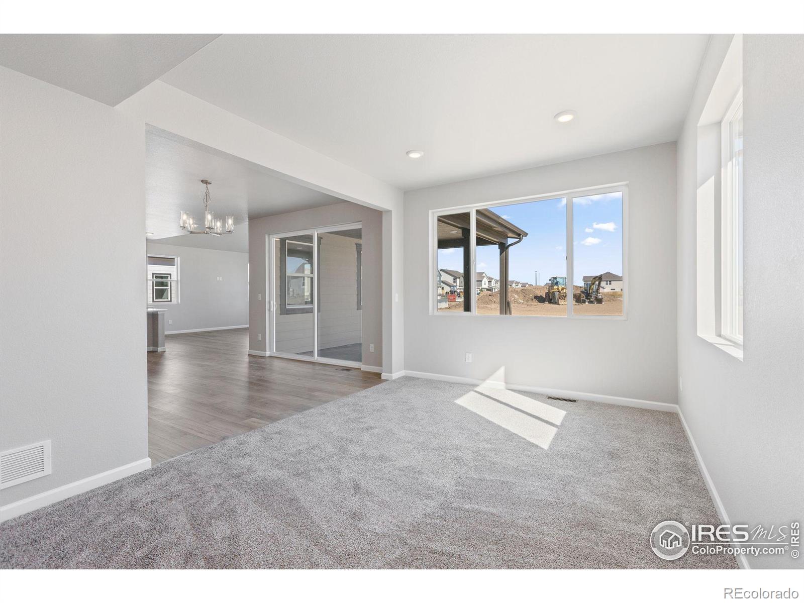 1737 Jennifer Street