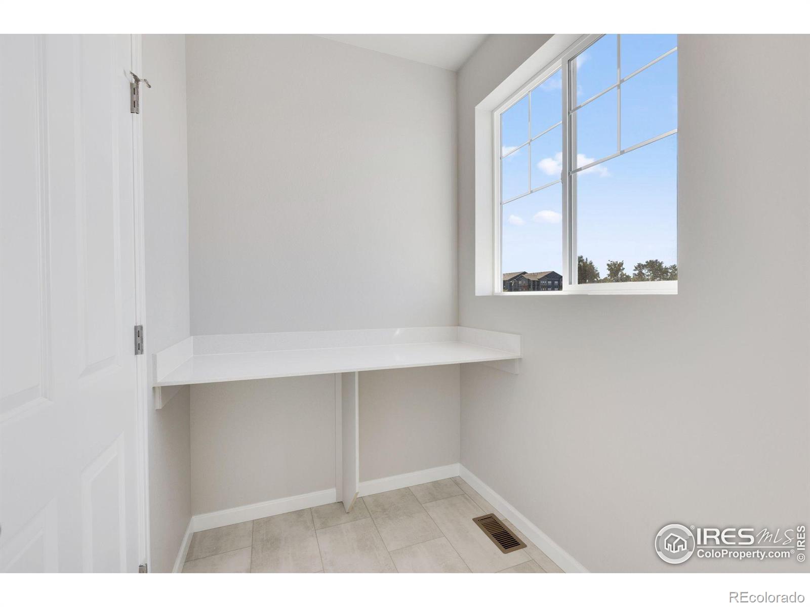 1737 Jennifer Street