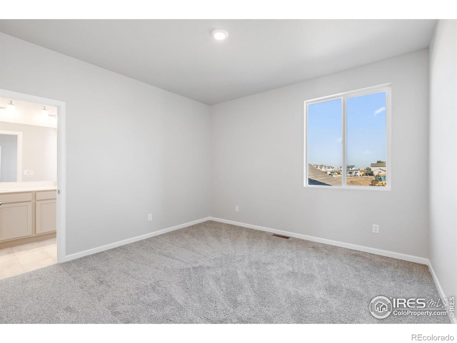 1737 Jennifer Street