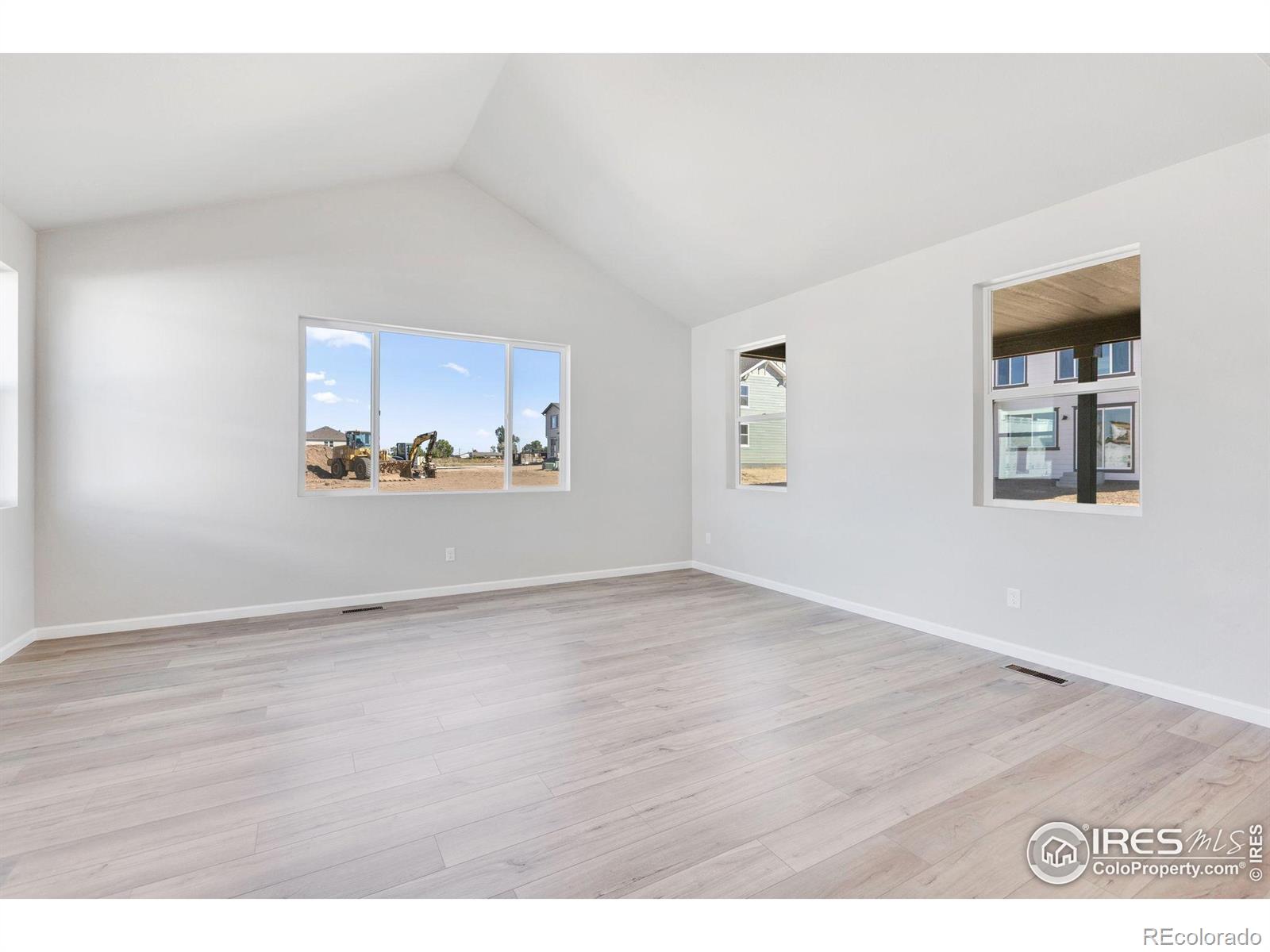 1737 Jennifer Street