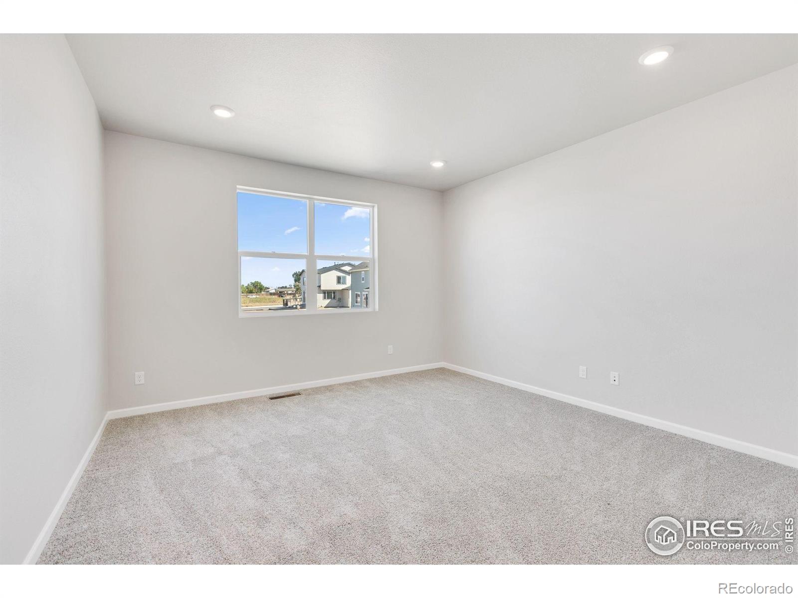 1737 Jennifer Street