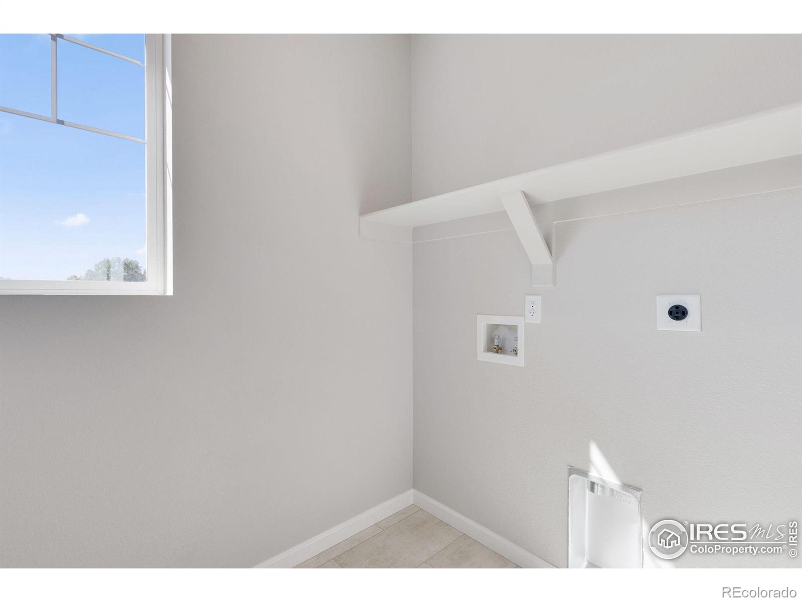 1737 Jennifer Street