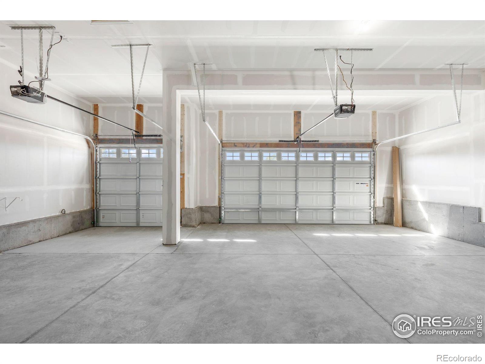 1737 Jennifer Street