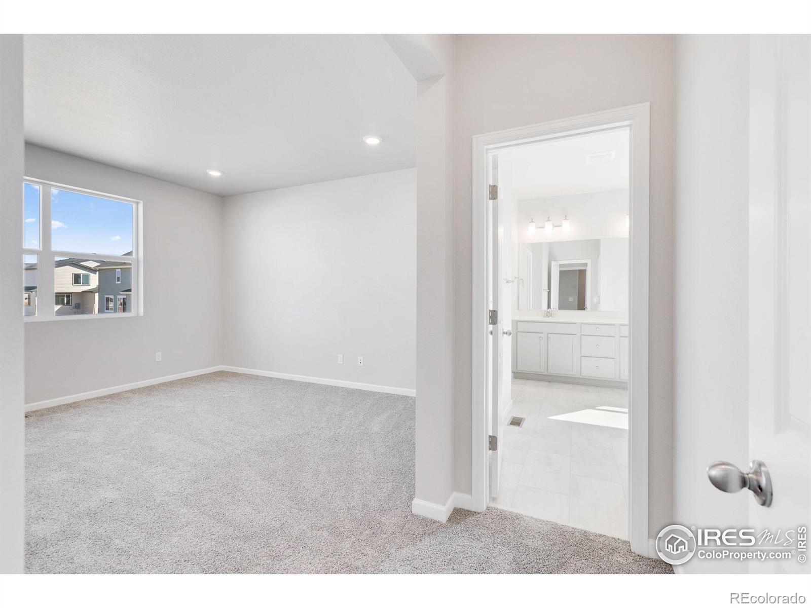 1737 Jennifer Street