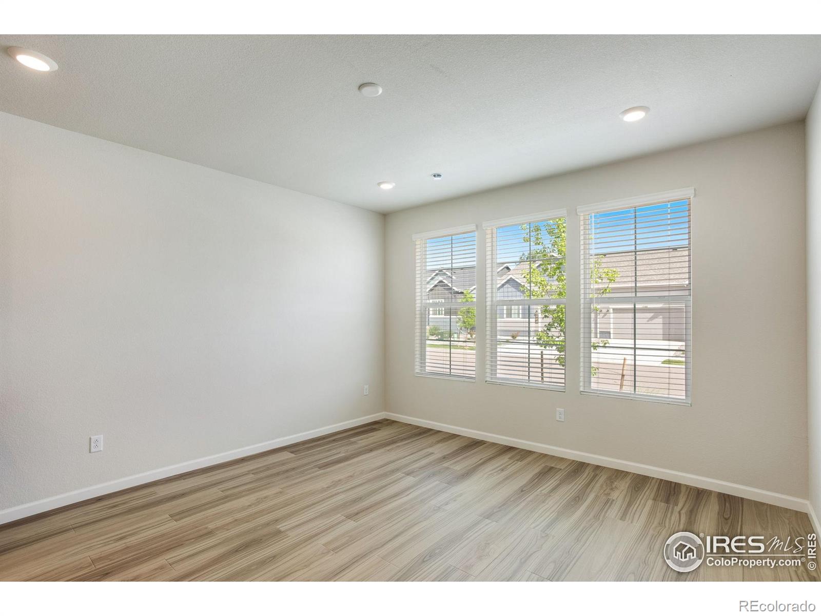 1753 Mount Meeker Avenue