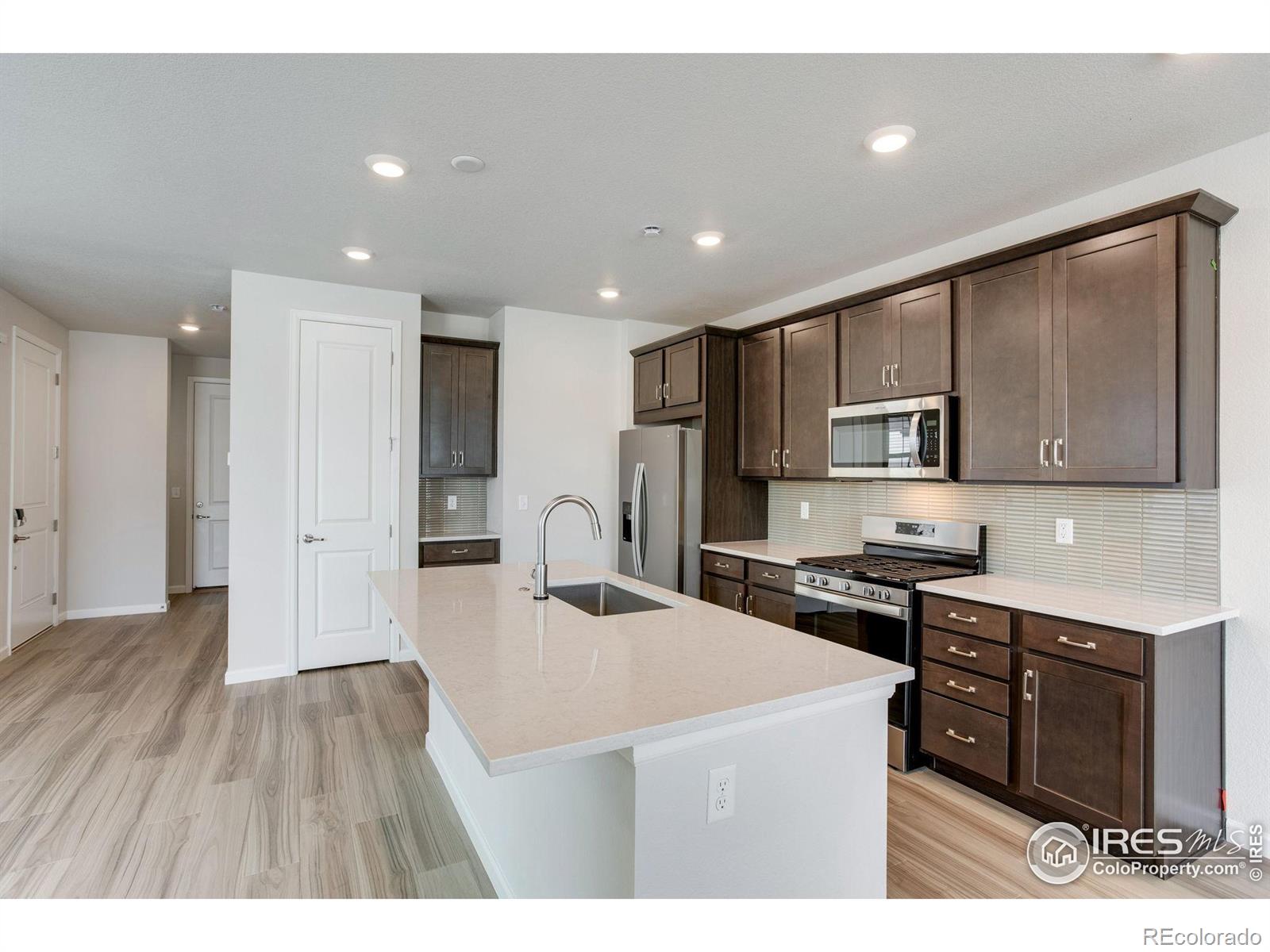 1753 Mount Meeker Avenue