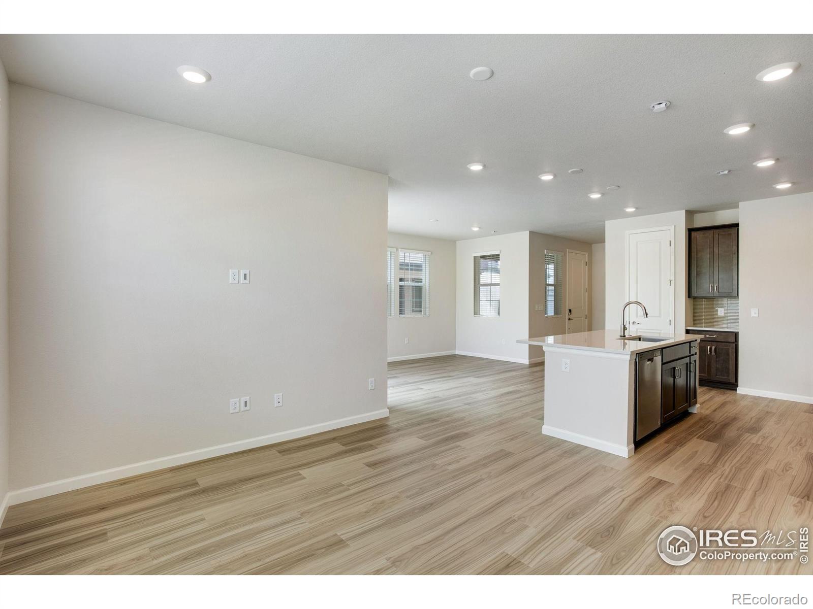 1753 Mount Meeker Avenue