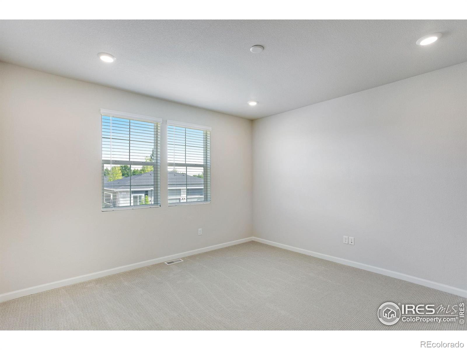 1753 Mount Meeker Avenue