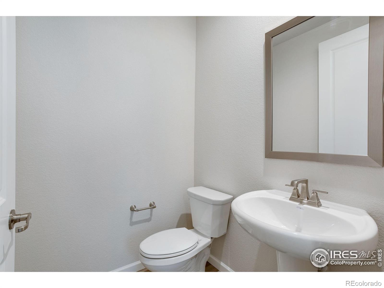 1753 Mount Meeker Avenue