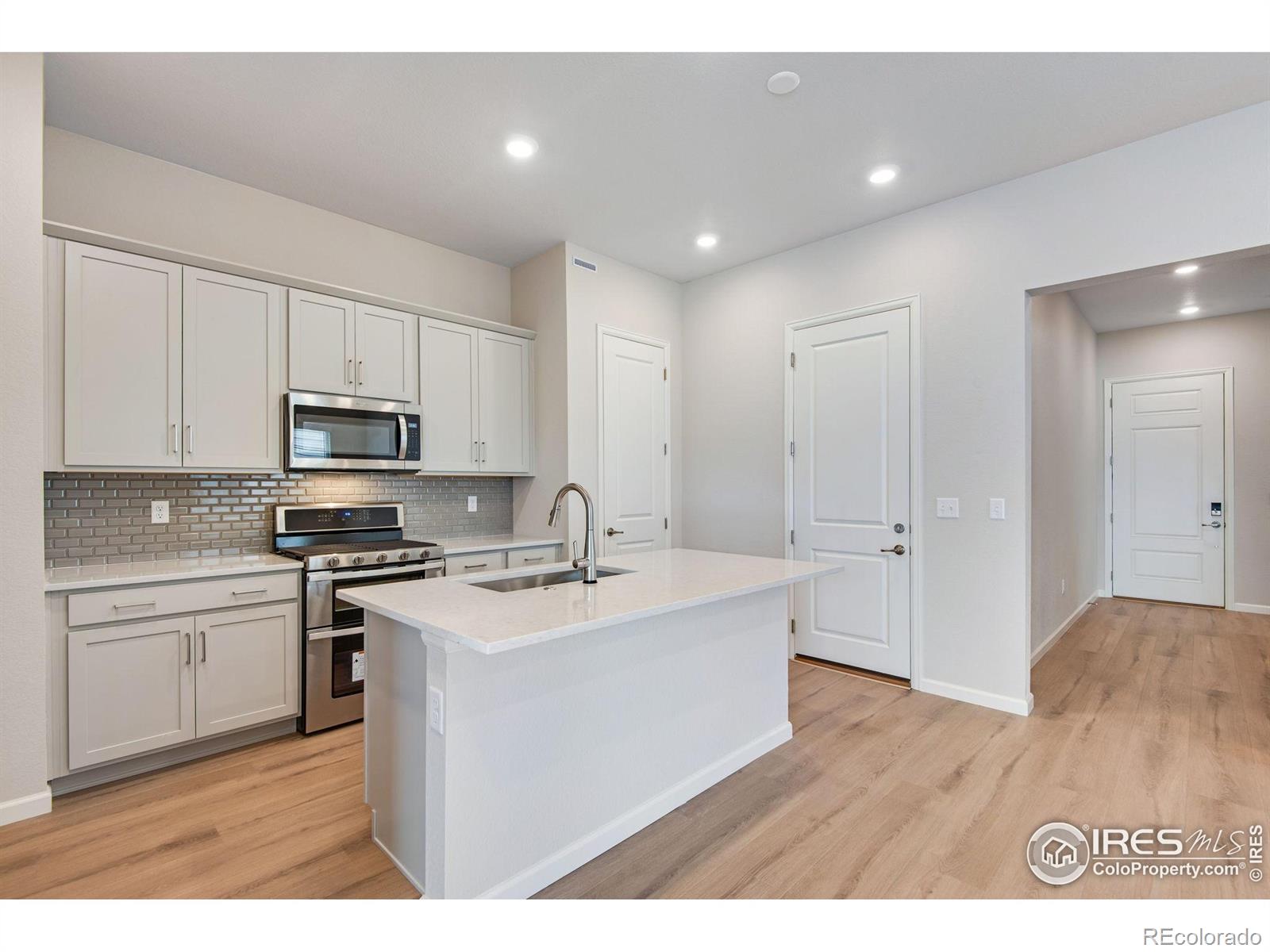 1760 Mount Meeker Avenue