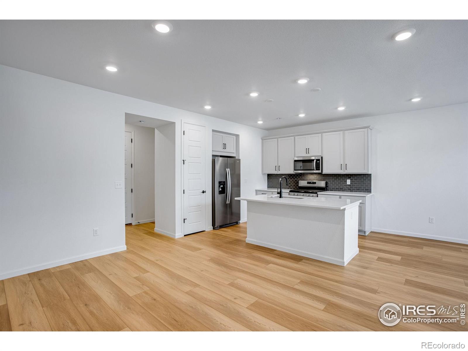 1765 Mount Meeker Avenue